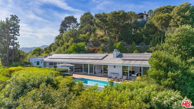 1822 Westridge Road, Los Angeles, CA 90049