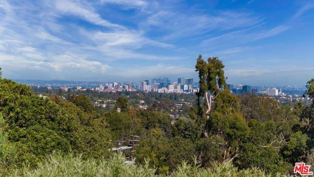 1822 Westridge Road, Los Angeles, CA 90049