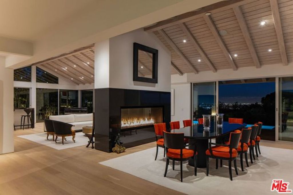 1822 Westridge Road, Los Angeles, CA 90049