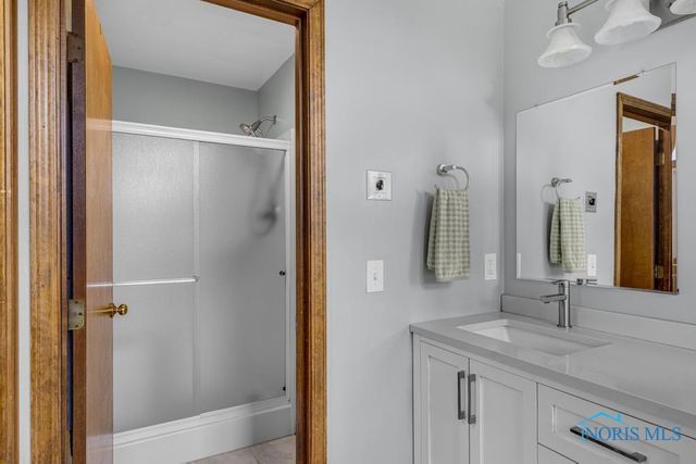 26835 Mohawk Drive, Perrysburg, OH 43551