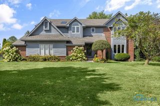 26835 Mohawk Drive, Perrysburg, OH 43551
