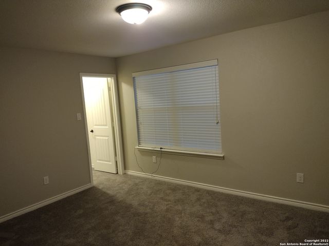 11212 HILL TOP LOOP, Helotes, TX 78023