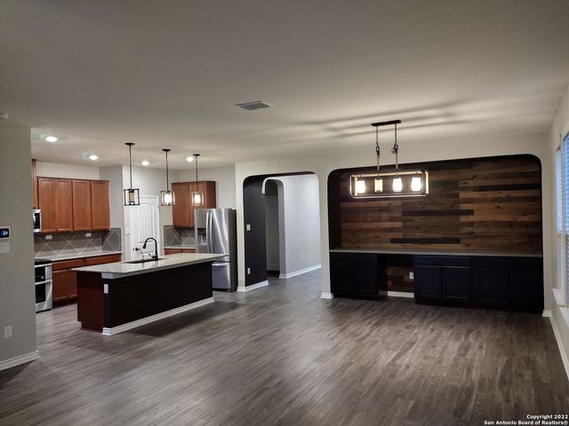 11212 HILL TOP LOOP, Helotes, TX 78023