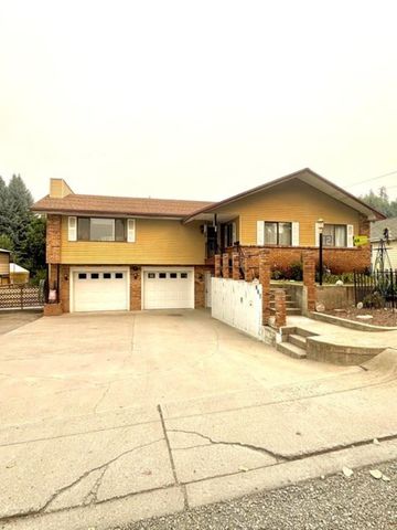 967 E Birch Ave, Colville, WA 99114