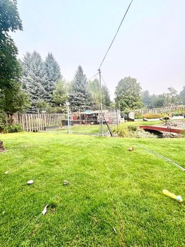 967 E Birch Ave, Colville, WA 99114