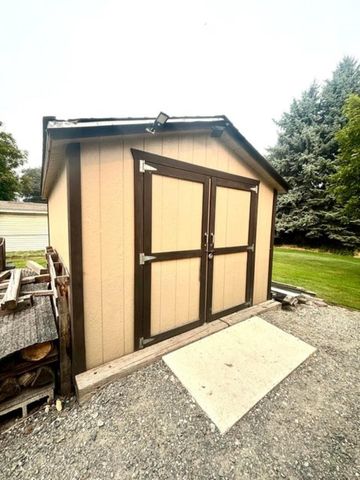 967 E Birch Ave, Colville, WA 99114