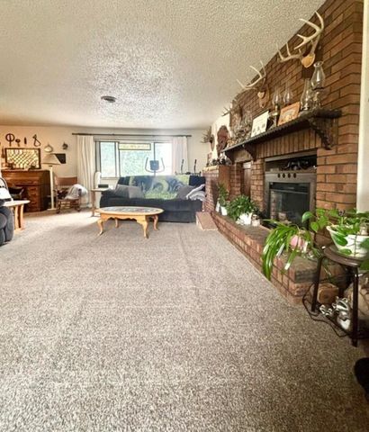 967 E Birch Ave, Colville, WA 99114