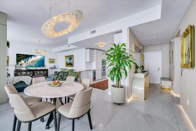 16901 Collins Avenue 1802, Sunny Isles Beach, FL 33160