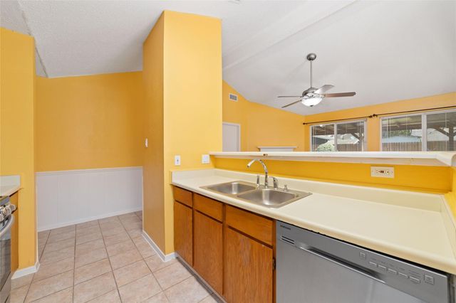 7235 Londres Drive, Houston, TX 77083