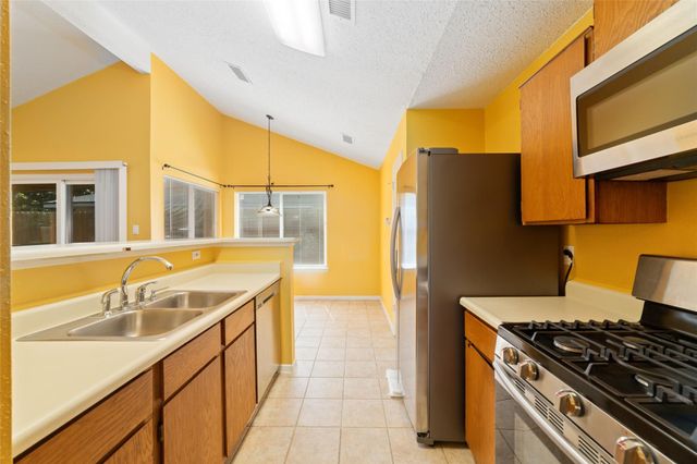 7235 Londres Drive, Houston, TX 77083