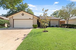7235 Londres Drive, Houston, TX 77083