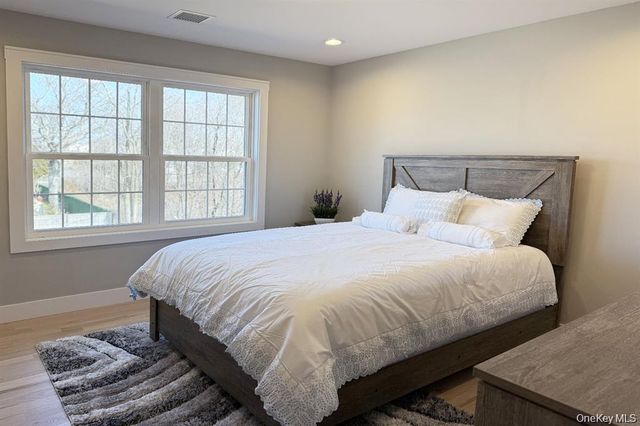 255 Maple Ave Maple Ave, East Meadow, NY 11554