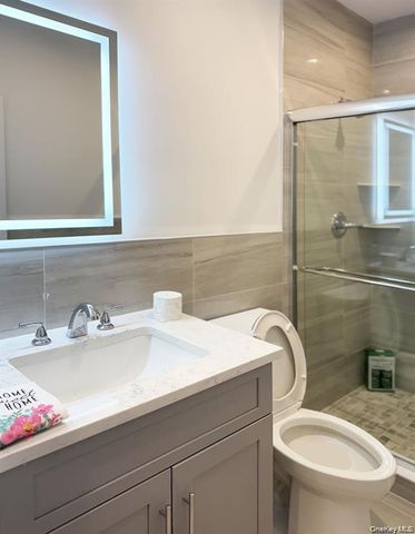 255 Maple Ave Maple Ave, East Meadow, NY 11554