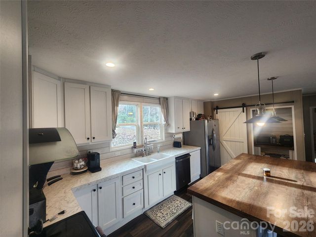 659 Cold Creek Road, Canton, NC 28716