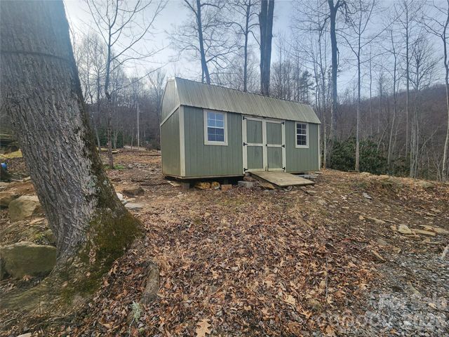 659 Cold Creek Road, Canton, NC 28716