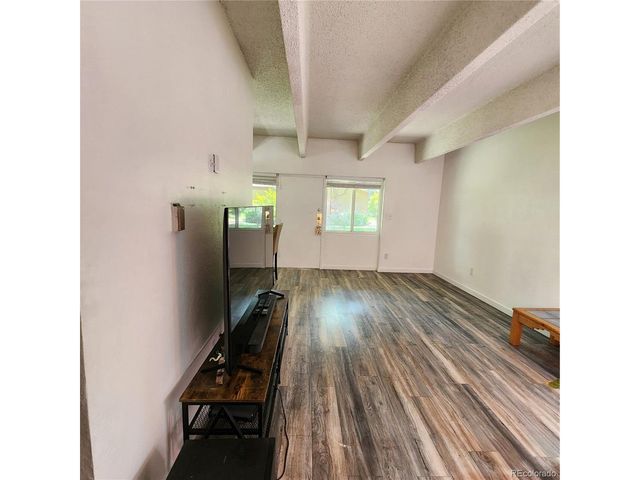 384 S Ironton St 102, Aurora, CO 80012