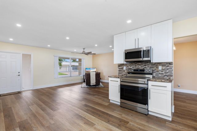 4405 NW 43rd Terrace, Tamarac, FL 33319
