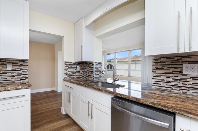 4405 NW 43rd Terrace, Tamarac, FL 33319