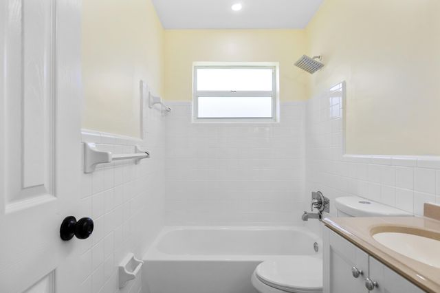 4405 NW 43rd Terrace, Tamarac, FL 33319