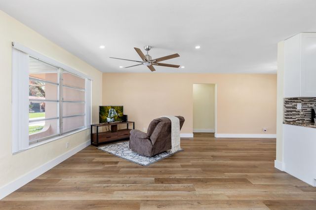 4405 NW 43rd Terrace, Tamarac, FL 33319
