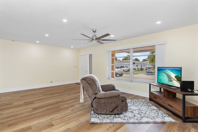 4405 NW 43rd Terrace, Tamarac, FL 33319