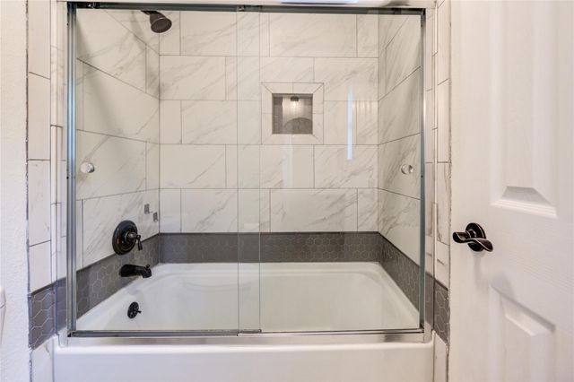 6206 Clear Canyon Drive, Katy, TX 77450