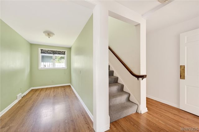 20 New Amsterdam Avenue, Buffalo, NY 14216