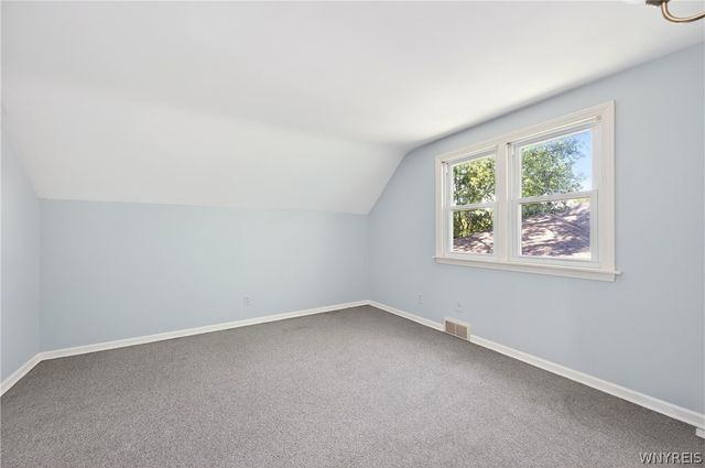 20 New Amsterdam Avenue, Buffalo, NY 14216