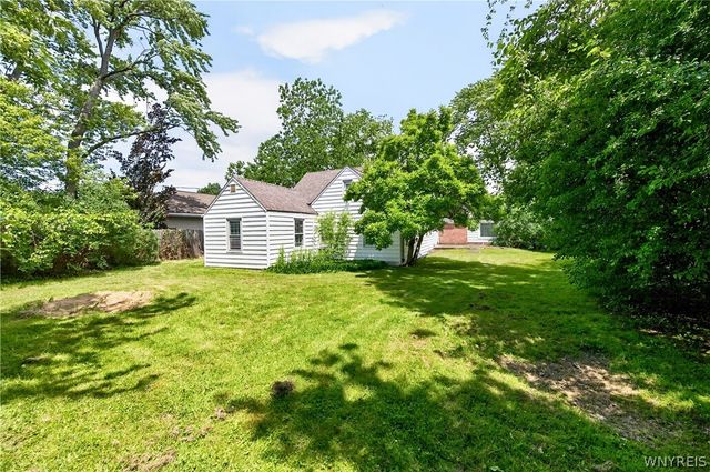 20 New Amsterdam Avenue, Buffalo, NY 14216