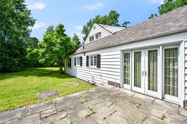 20 New Amsterdam Avenue, Buffalo, NY 14216