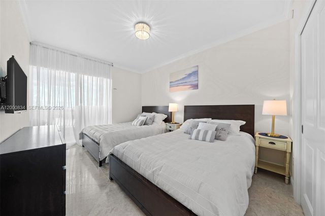 17875 Collins Ave 3205, Sunny Isles Beach, FL 33160