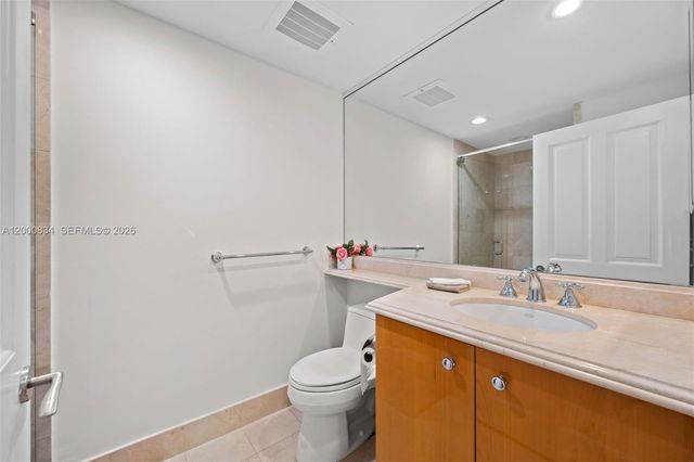 17875 Collins Ave 3205, Sunny Isles Beach, FL 33160