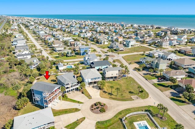 3903 Pirates Beach Blvd Court, Galveston, TX 77554