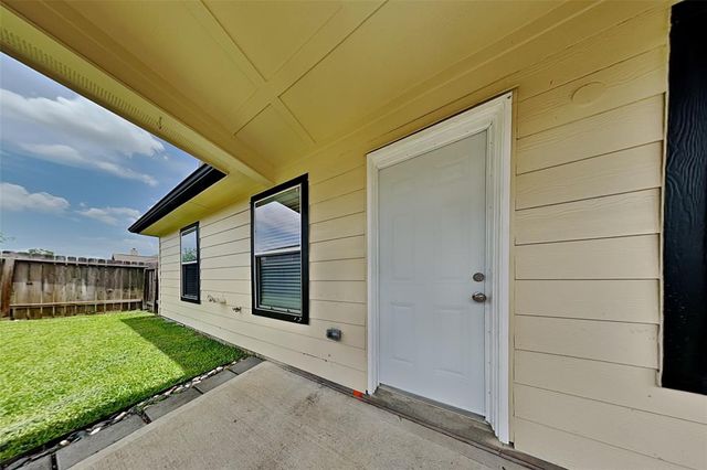10835 Barker View Drive, Cypress, TX 77433