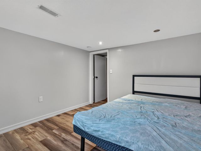 1406 Lincolnway, La Porte, IN 46350