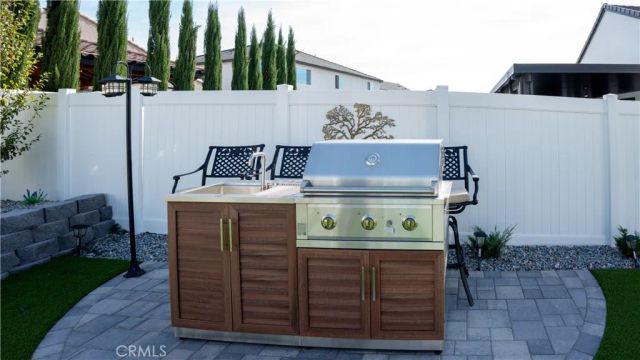 2411 Huron, Rialto, CA 92377