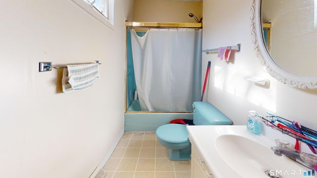 17 Landin Street A, Woodbridge, CT 06525