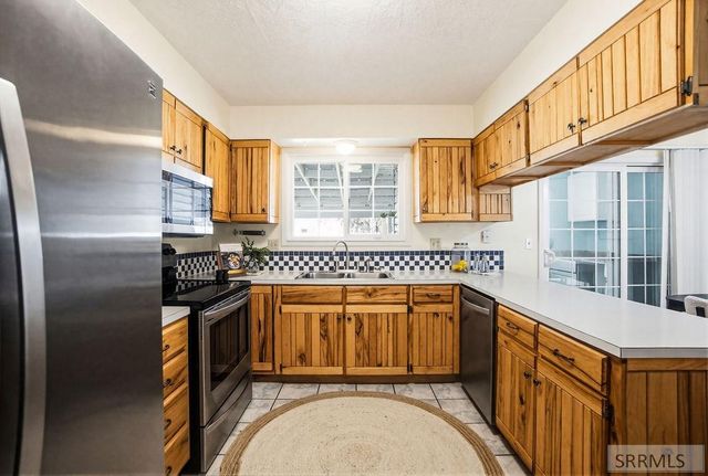 2334 S Woodruff Avenue, Idaho Falls, ID 83404