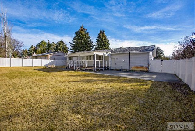 2334 S Woodruff Avenue, Idaho Falls, ID 83404