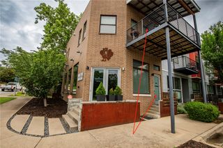 390 W 5th Street 2, Fayetteville, AR 72701