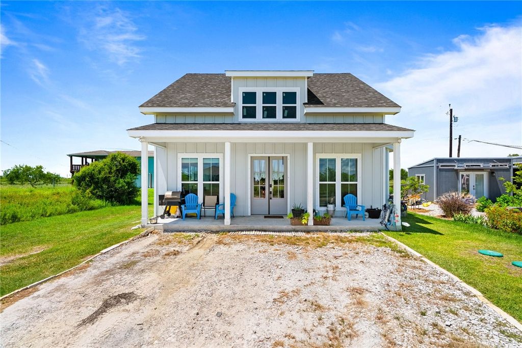 360 Club Oak Lane, Rockport, TX 78382 — exterior