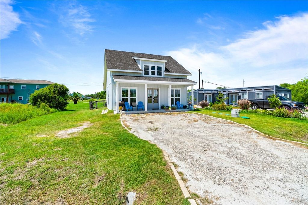 360 Club Oak Lane, Rockport, TX 78382 — photo 2