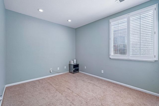 3010 Joshua Tree Cir, Stockton, CA 95209