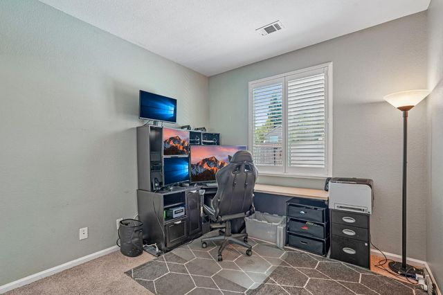 3010 Joshua Tree Cir, Stockton, CA 95209