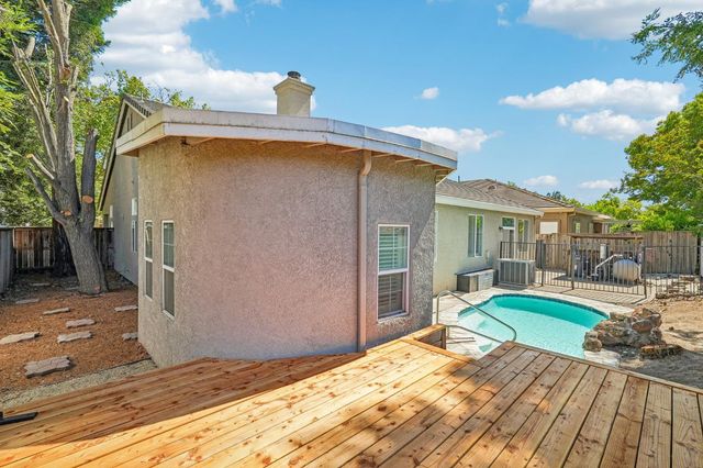 3010 Joshua Tree Cir, Stockton, CA 95209