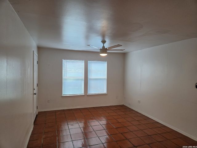 1315 E Mulberry Ave Apt 17, San Antonio, TX 78209