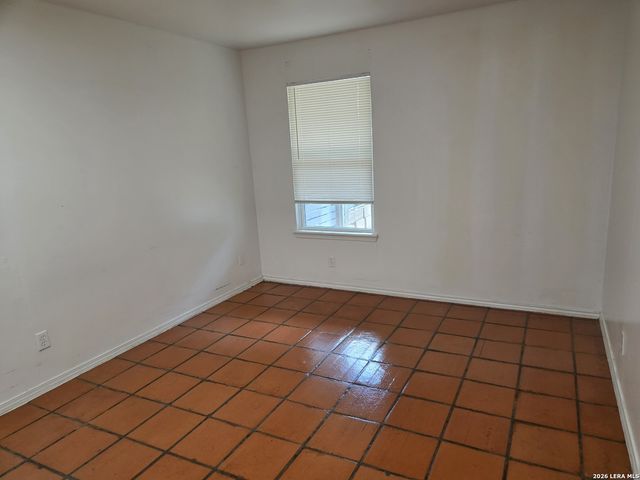 1315 E Mulberry Ave Apt 17, San Antonio, TX 78209