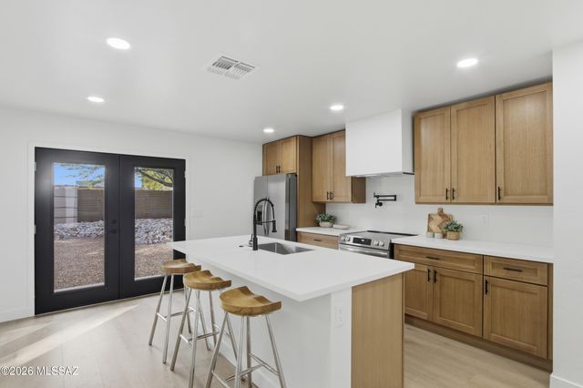 2208 E 19th Street, Tucson, AZ 85719