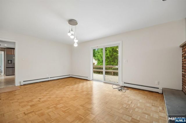 6 Aster Court, Paramus, NJ 07652
