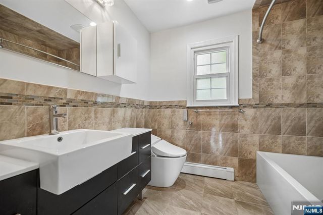 6 Aster Court, Paramus, NJ 07652